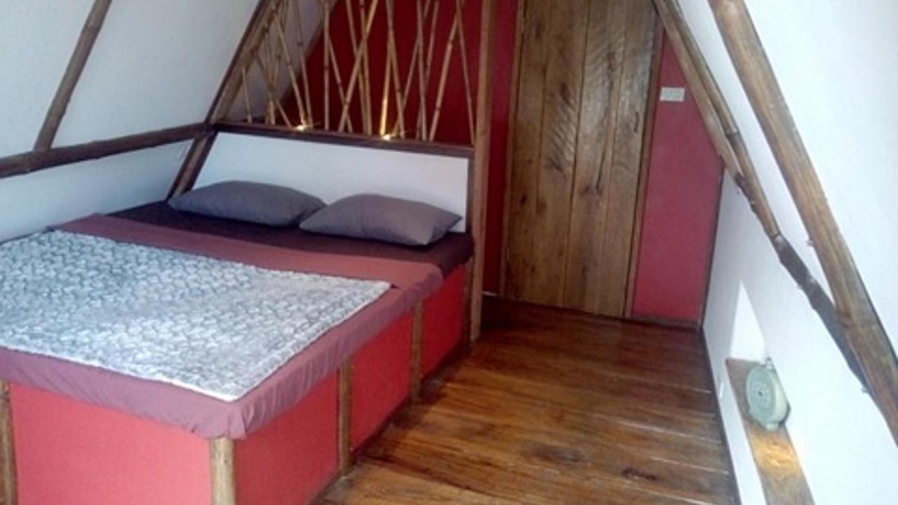 Отель The Boarding House Сиануквиль Экстерьер фото